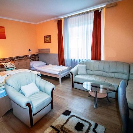 Krisztina Apartman Nagykanizsa Buitenkant foto