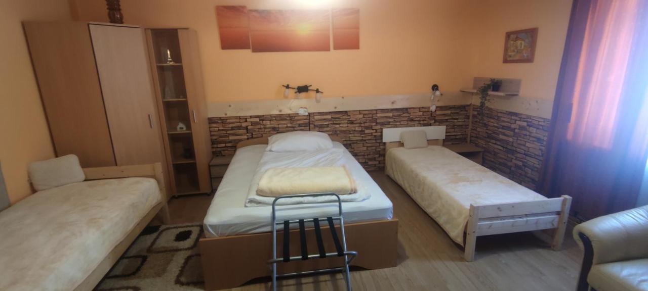 Krisztina Apartman Nagykanizsa Buitenkant foto